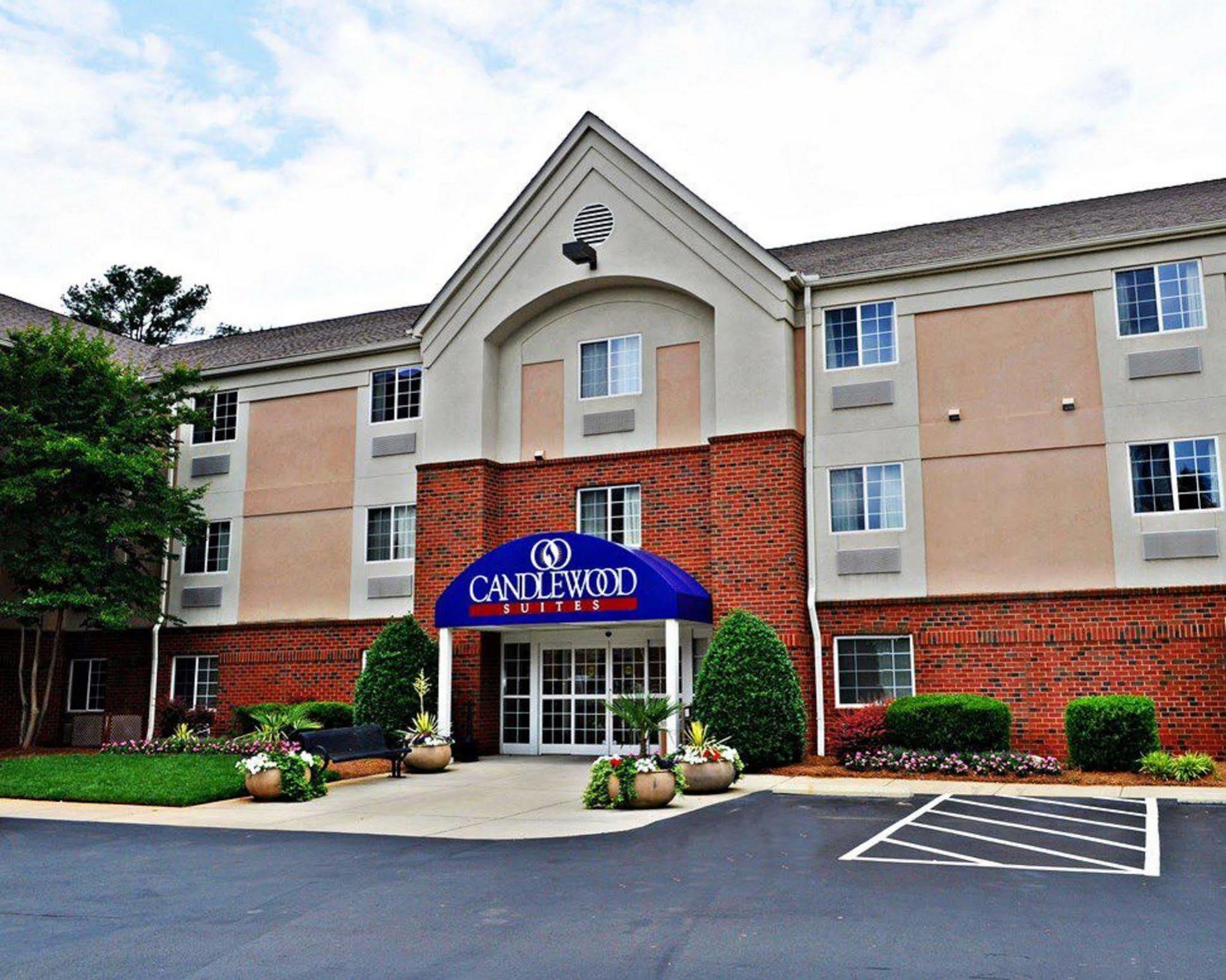 Homewood Suites By Hilton Raleigh/Crabtree Valley Exterior foto